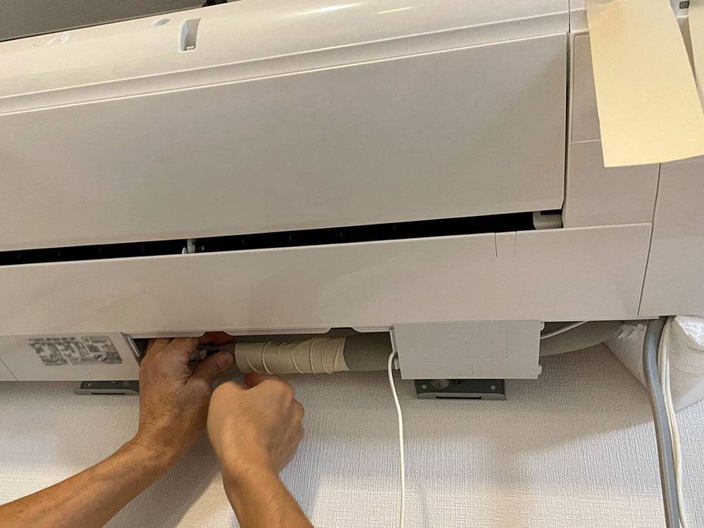 ルームエアコン